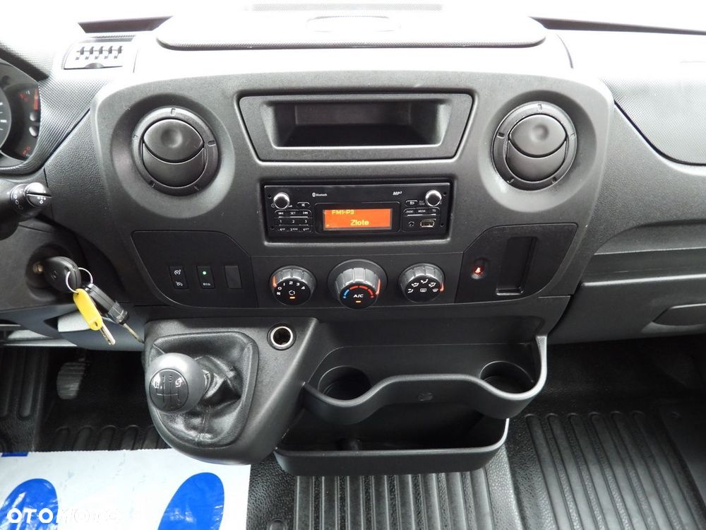 Renault MASTER FURGON BRYGADÓWKA 7 MIEJSC TEMPOMAT KLIMATYZACJA  130KM - 30