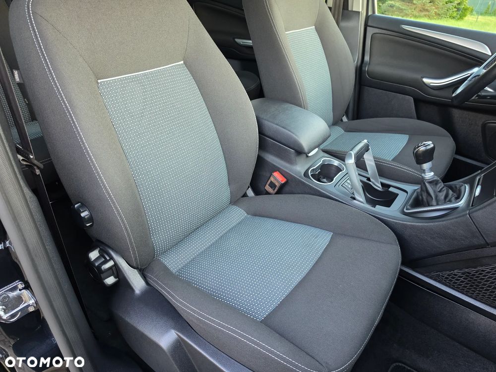 Ford Galaxy 2.0 TDCi Titanium - 39