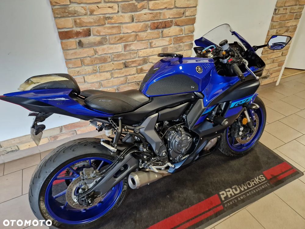 Yamaha R7 - 3