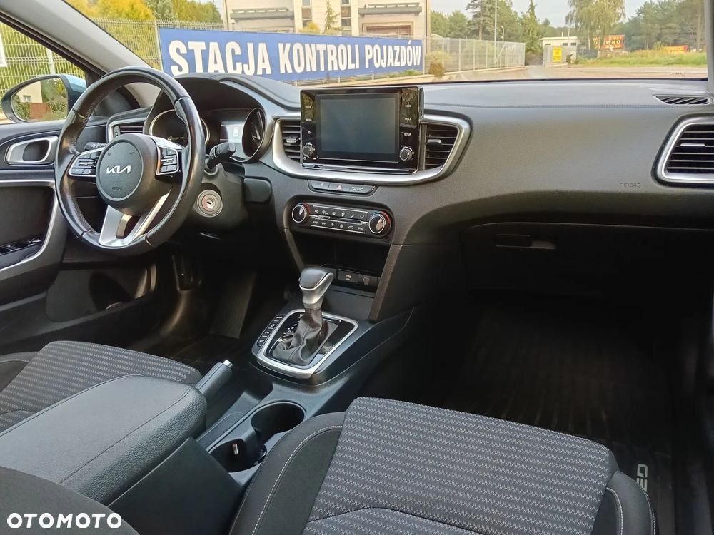 Kia Ceed - 24
