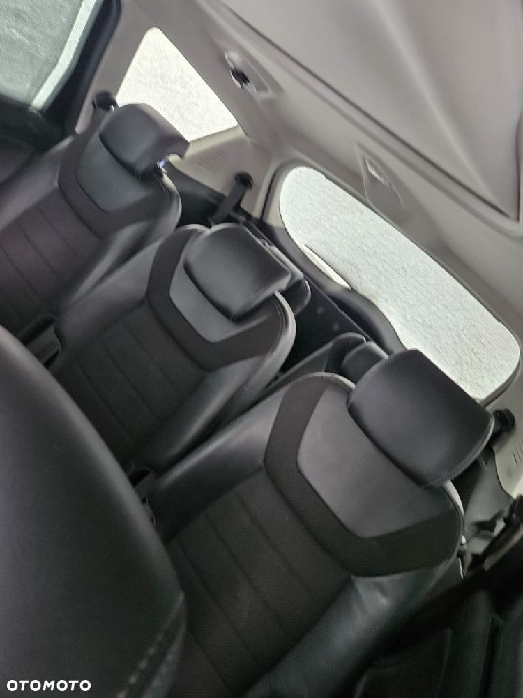 Ford S-Max 2.2 TDCi DPF Durashift-6-tronic Titanium - 10