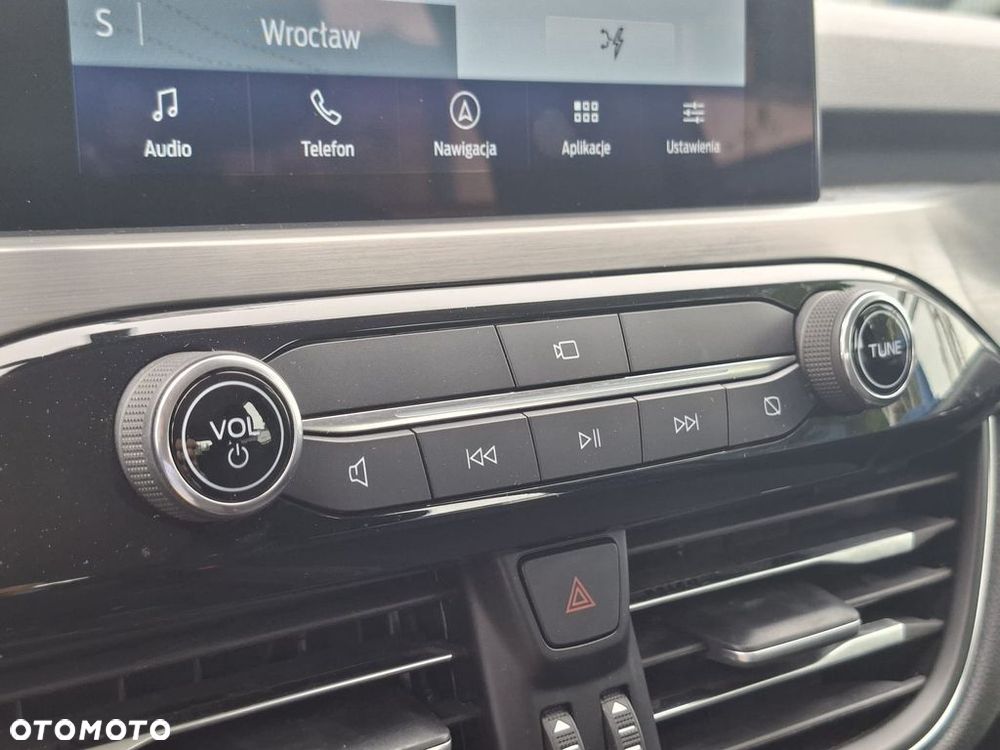 Ford Kuga 2.5 FHEV FWD Titanium eCVT - 25