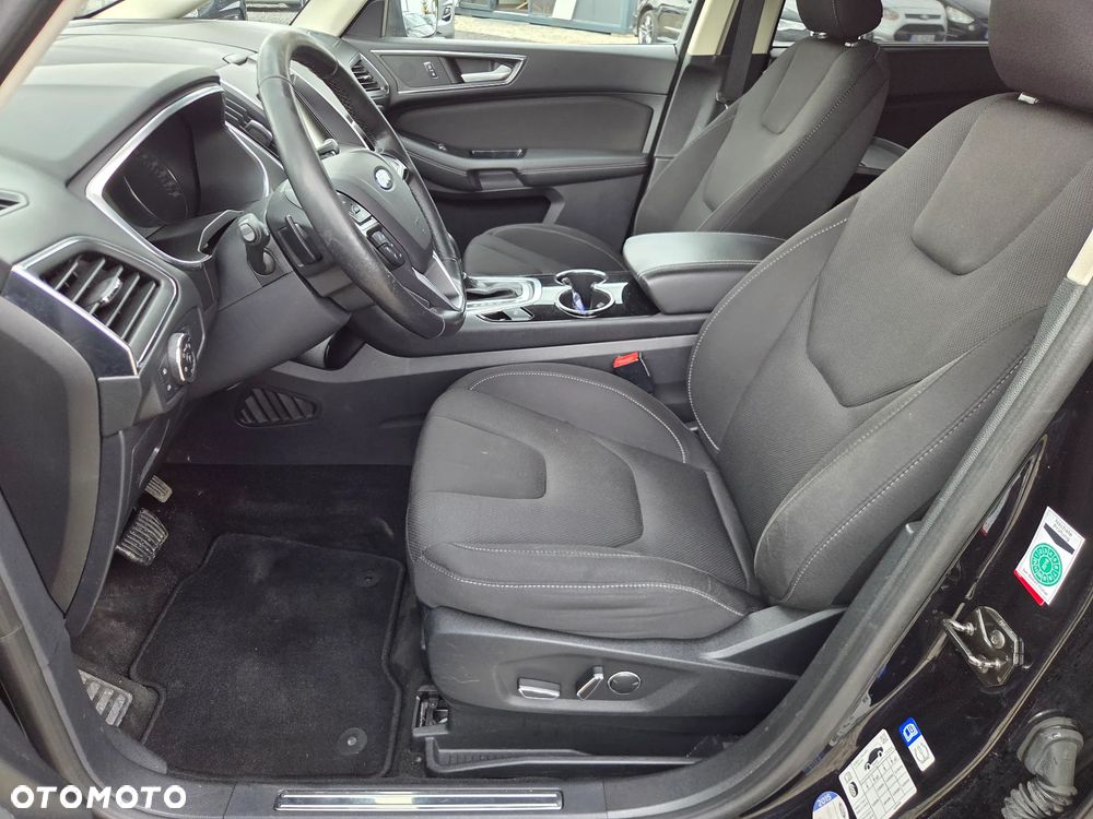 Ford S-Max - 32