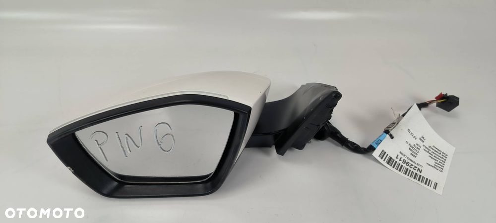 LUSTERKO LEWE SKODA OCTAVIA IV - 1