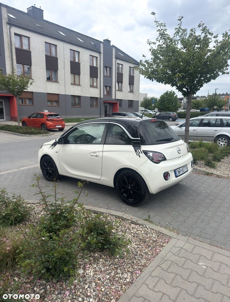 Opel Adam 1.2 Glam S&S - 15