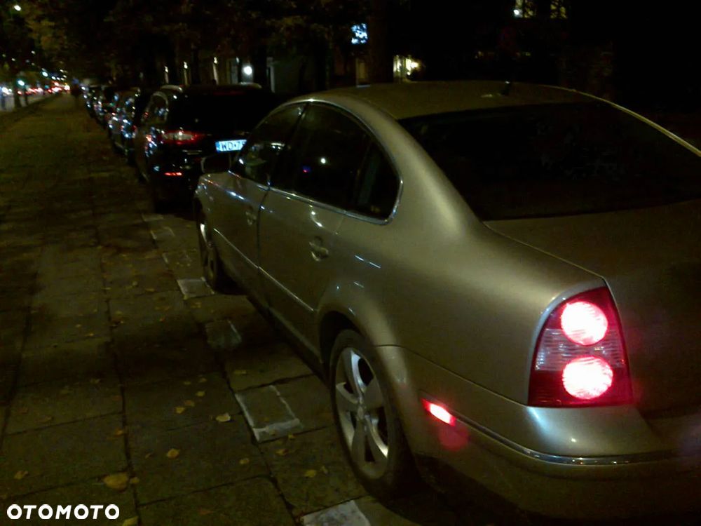 Volkswagen Passat 1.8T Comfortline - 8