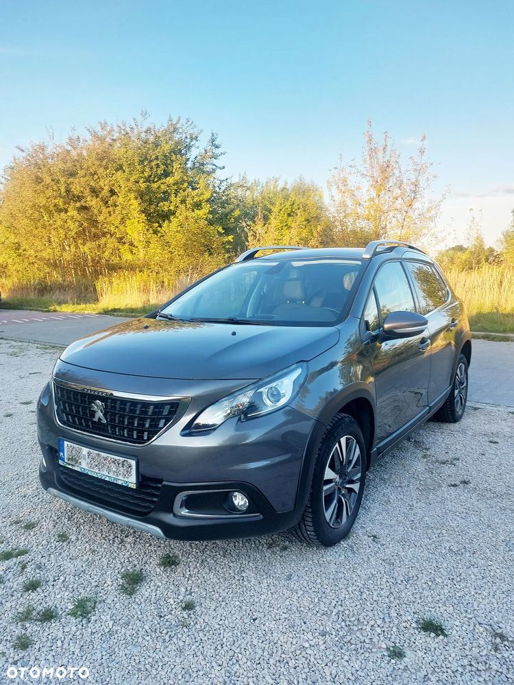 Peugeot 2008 1.2 Pure Tech Allure S&S EAT6 - 1