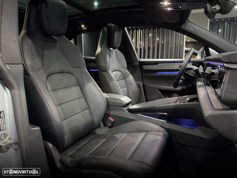 Porsche Macan Electric 4 - 45