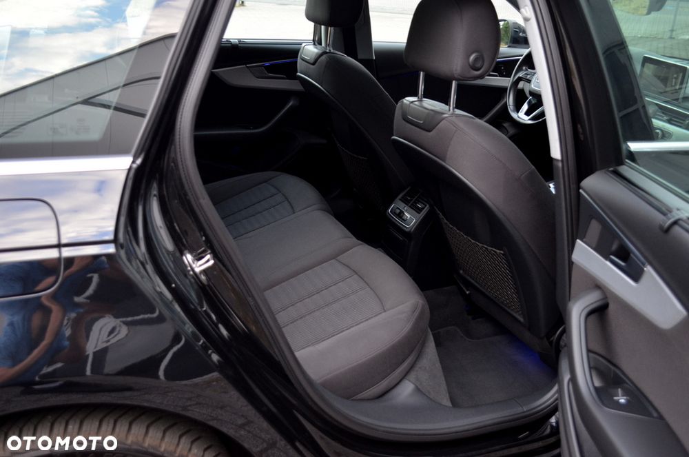 Audi A4 Avant - 25