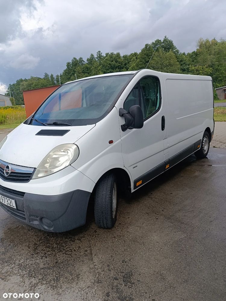 Opel Vivaro - 11