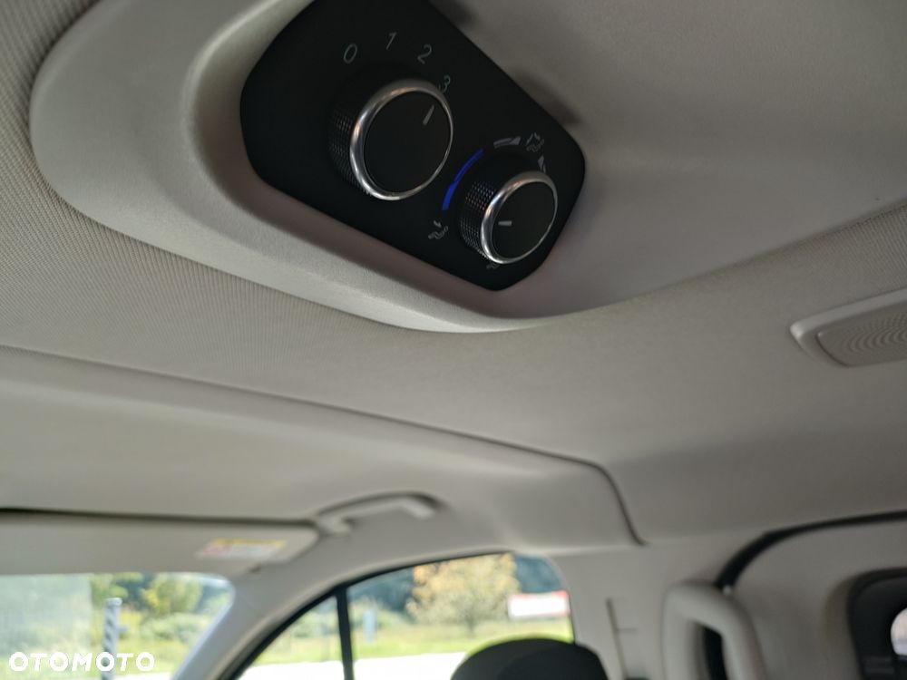 Ford Tourneo Custom 2.0 TDCi L2 Titanium SelectShift - 25