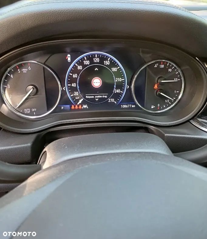 Opel Insignia - 24