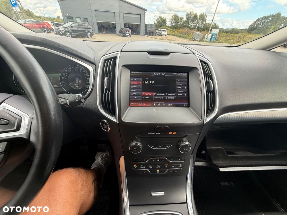 Ford S-Max 1.5 EcoBoost Titanium - 33