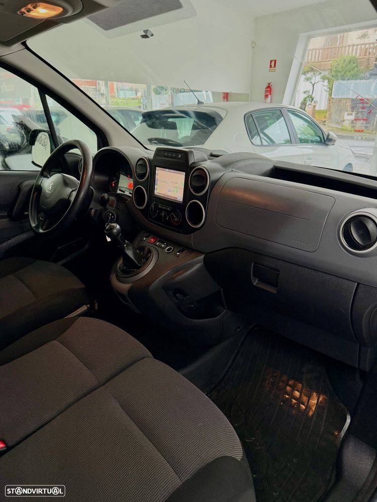 Peugeot Partner - 11