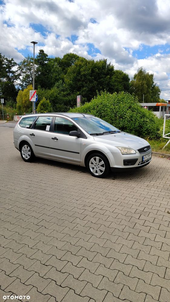 Ford Focus 1.6 16V Trend - 2