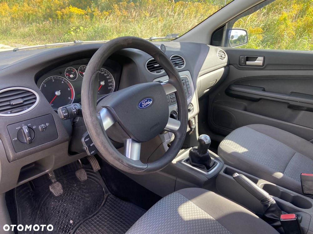 Ford Focus 1.8 TDCi Sport - 12