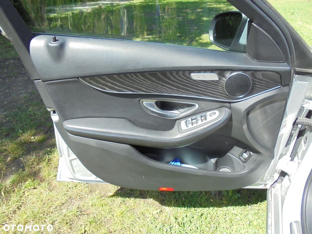 Mercedes-Benz Klasa C 200 9G-TRONIC Exclusive - 11