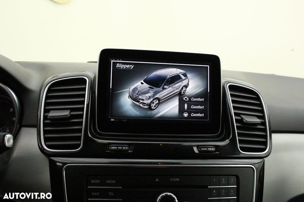 Mercedes-Benz GLE - 25