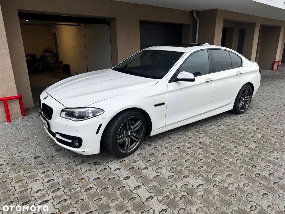 BMW Seria 5 530d xDrive Touring Luxury Line - 21