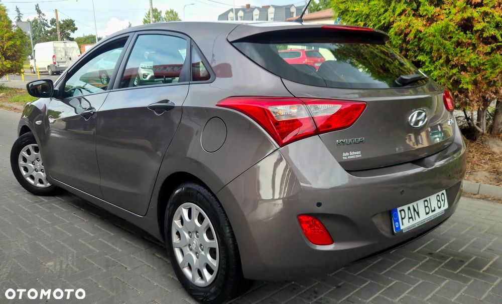 Hyundai i30 1.4 Style - 11