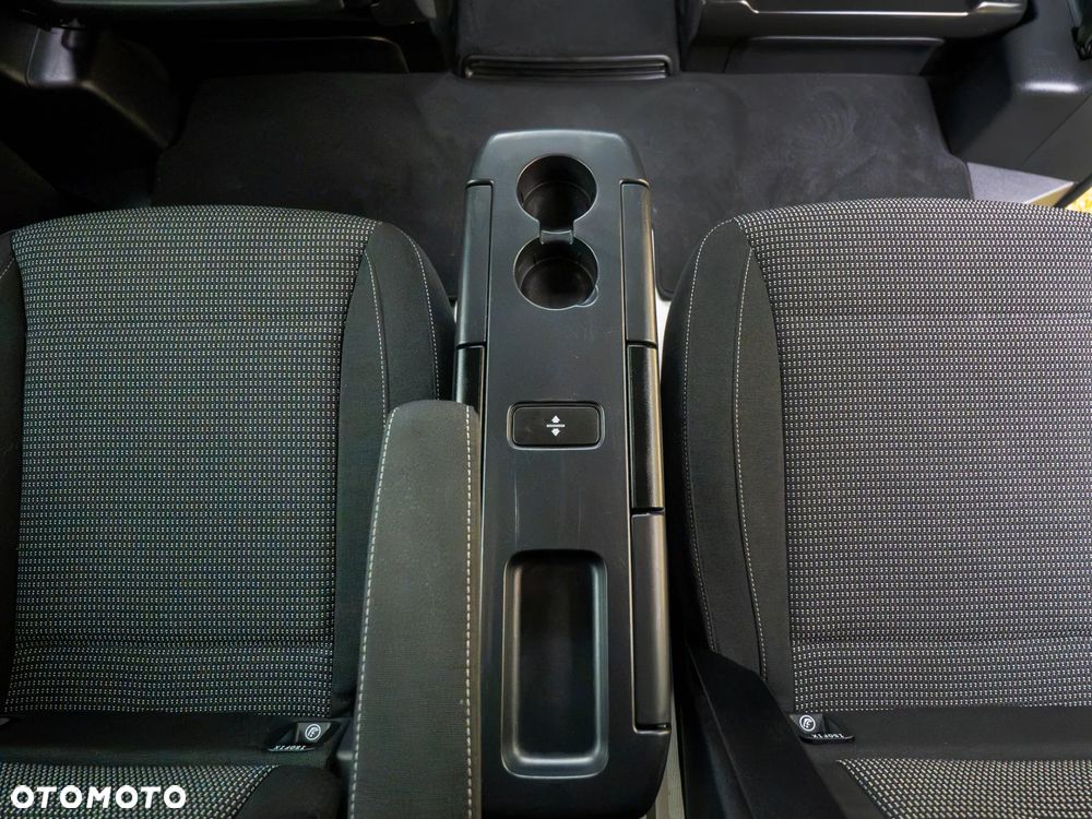 Mercedes-Benz Klasa V 300 d 4-Matic 9G-Tronic (długi) - 25