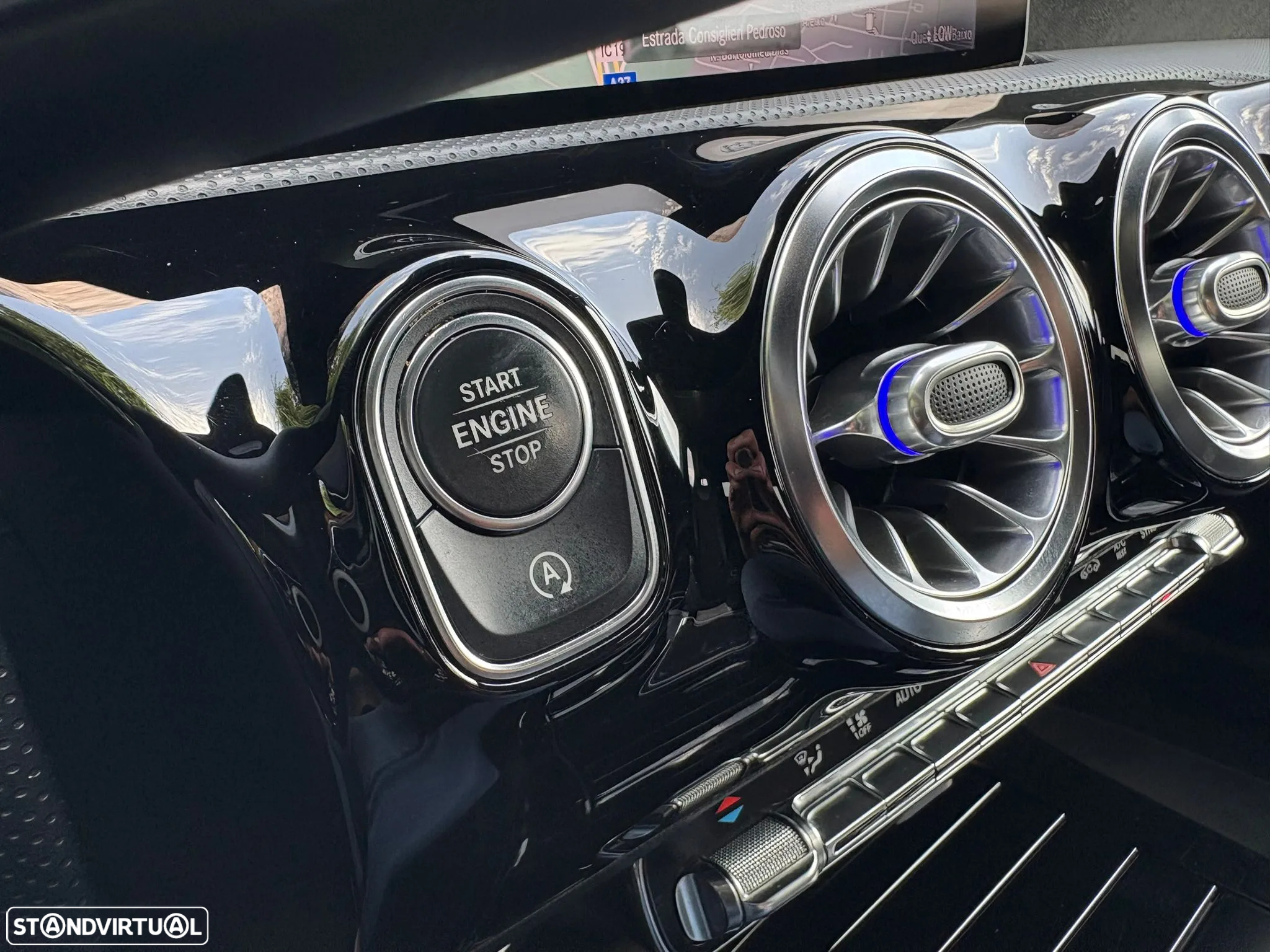 Mercedes-Benz A 220 d 8G-DCT AMG Line - 16