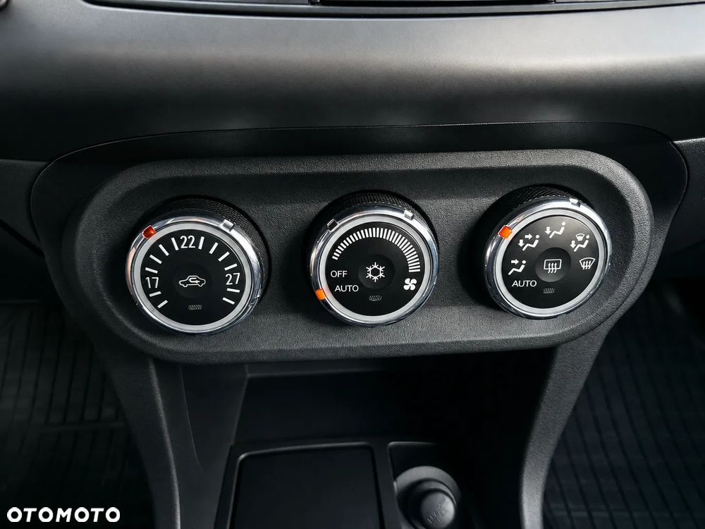 Mitsubishi Lancer 1.6 Invite - 7
