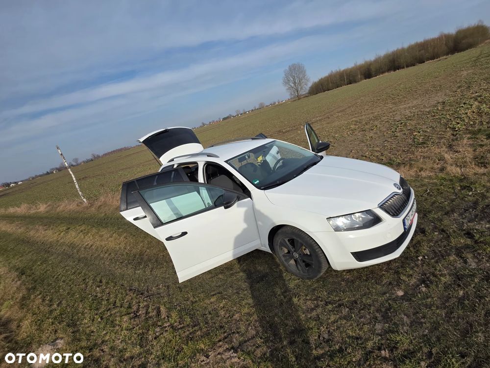 Skoda Octavia 1.6 TDI Ambition - 2