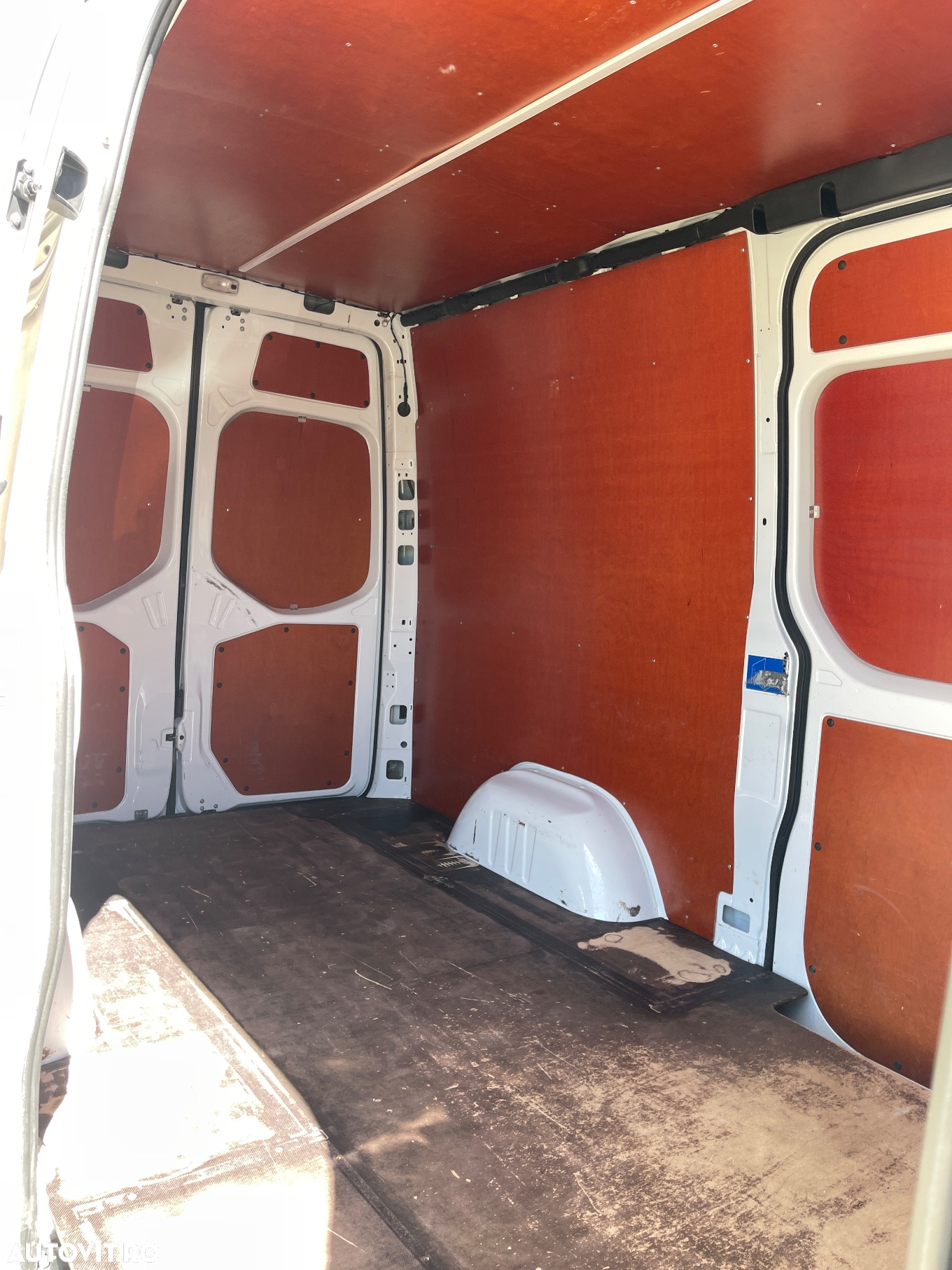 Mercedes-Benz Sprinter 319 3.0CDI V6 MEDIU 2CULISANTE - 18