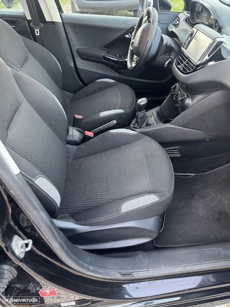 Peugeot 208 1.2 VTi Active - 11