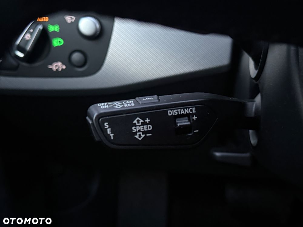 Audi A4 Avant 2.0 TDI Sport S tronic - 27