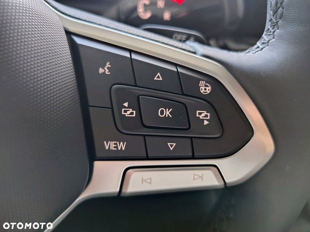 Volkswagen Tiguan - 13