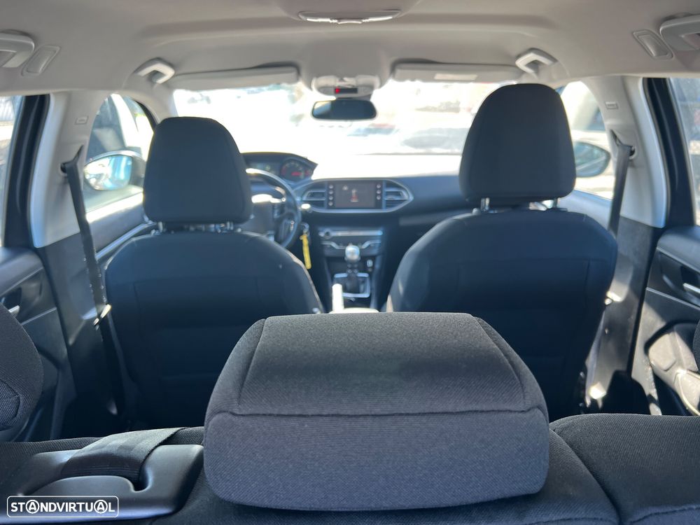Peugeot 308 SW 1.2 PureTech Style - 19