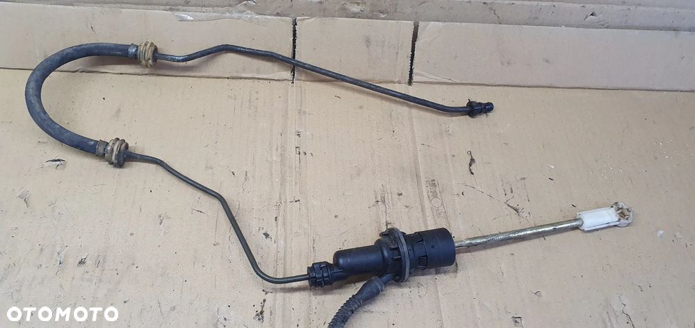 Pompka sprzęgła wysprzęglik przewód rurka Peugeot 307 2.0 HDI 9637030880 - 5