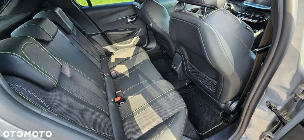 Peugeot 208 PureTech 100 GT Pack - 12