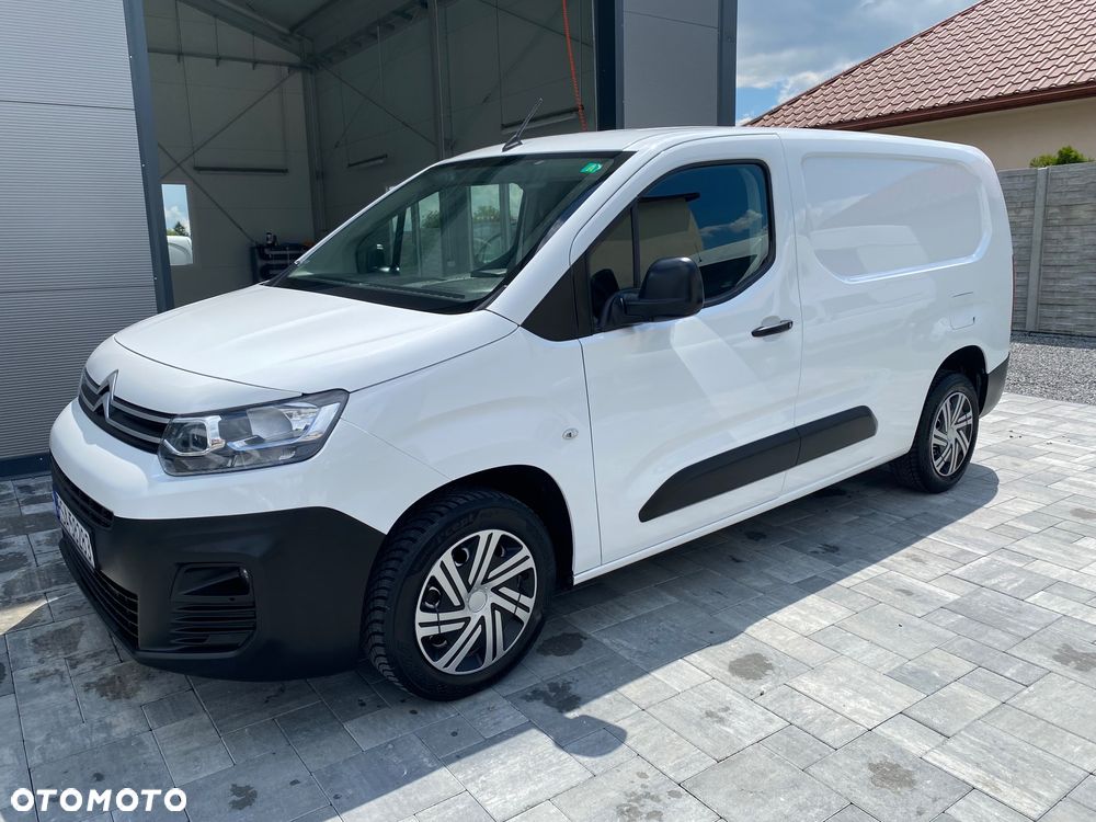 Citroën BERLINGO 1.6 HDI, MAX długi, 3-osobowy, klimatyzacja, zakupiony w salonie w Rzeszowie - 1