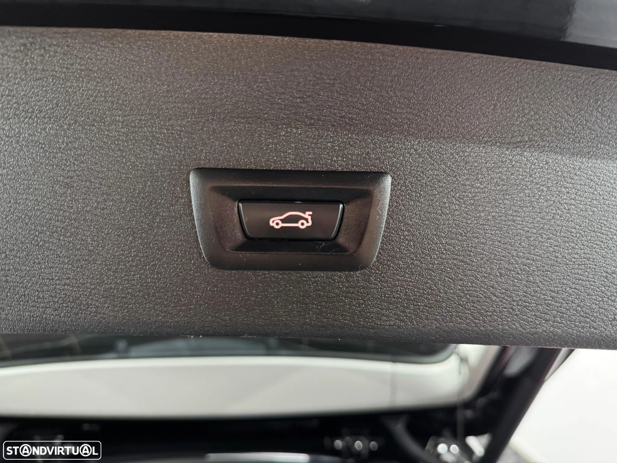 BMW X1 16 d sDrive Advantage - 17
