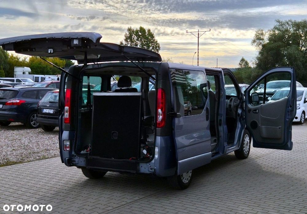 Opel Vivaro - 17