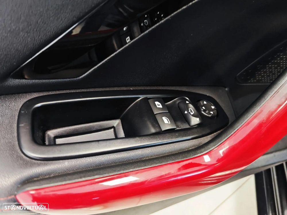 Peugeot 208 1.6 THP GTi Limited Edition - 28