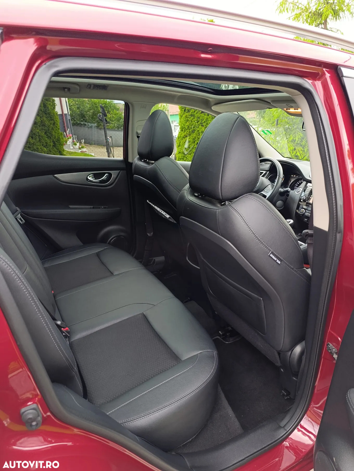 Nissan Qashqai 1.7D 150CP ALL MODE 4X4-I Tekna - 16