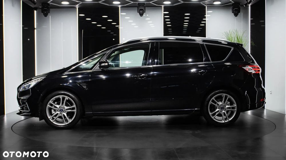 Ford S-Max 2.0 EcoBlue Titanium - 4