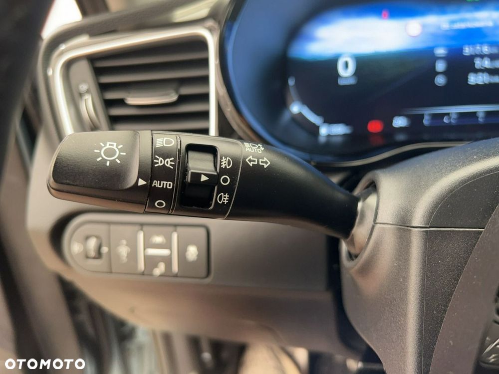 Kia Ceed - 24