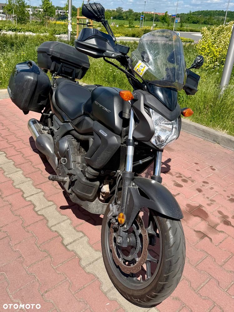 Honda CTX - 1