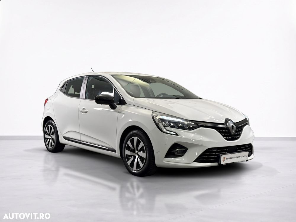 Renault Clio - 8