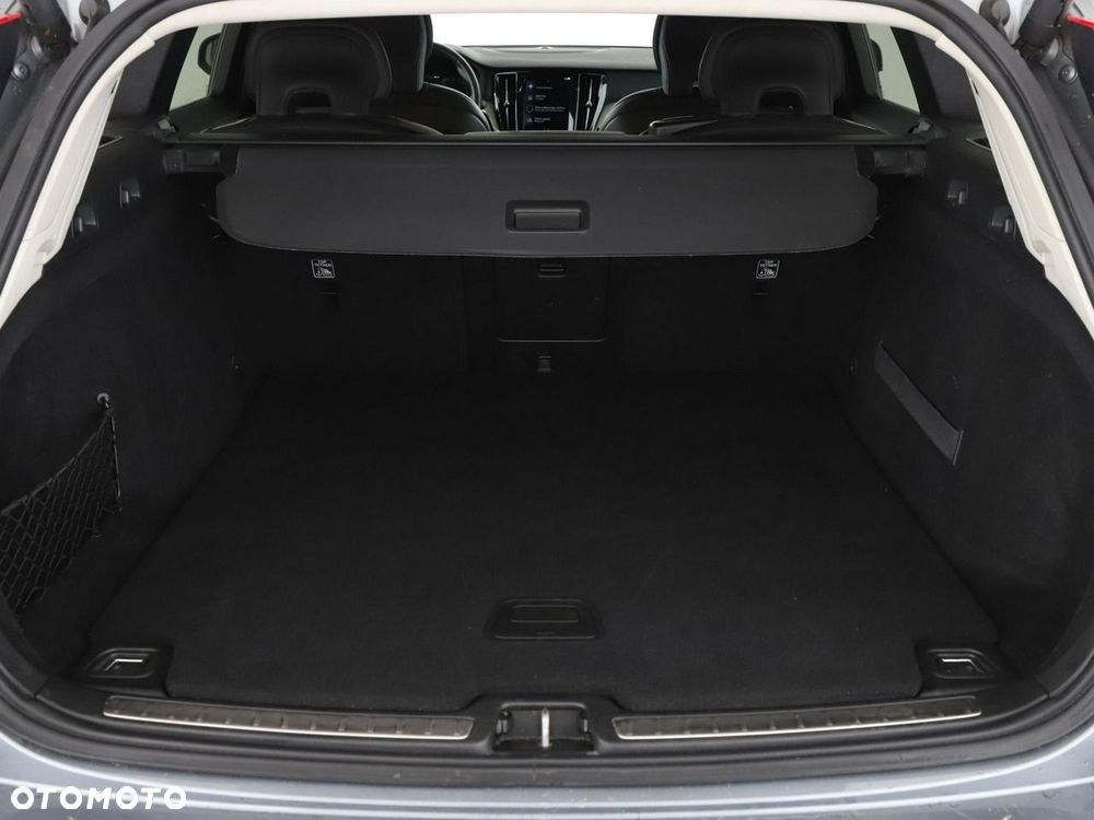 Volvo V60 Cross Country D4 AWD - 21