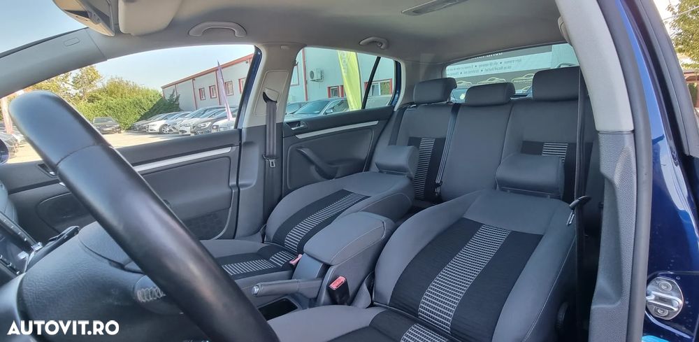 Volkswagen Golf 1.4 TSI United - 15