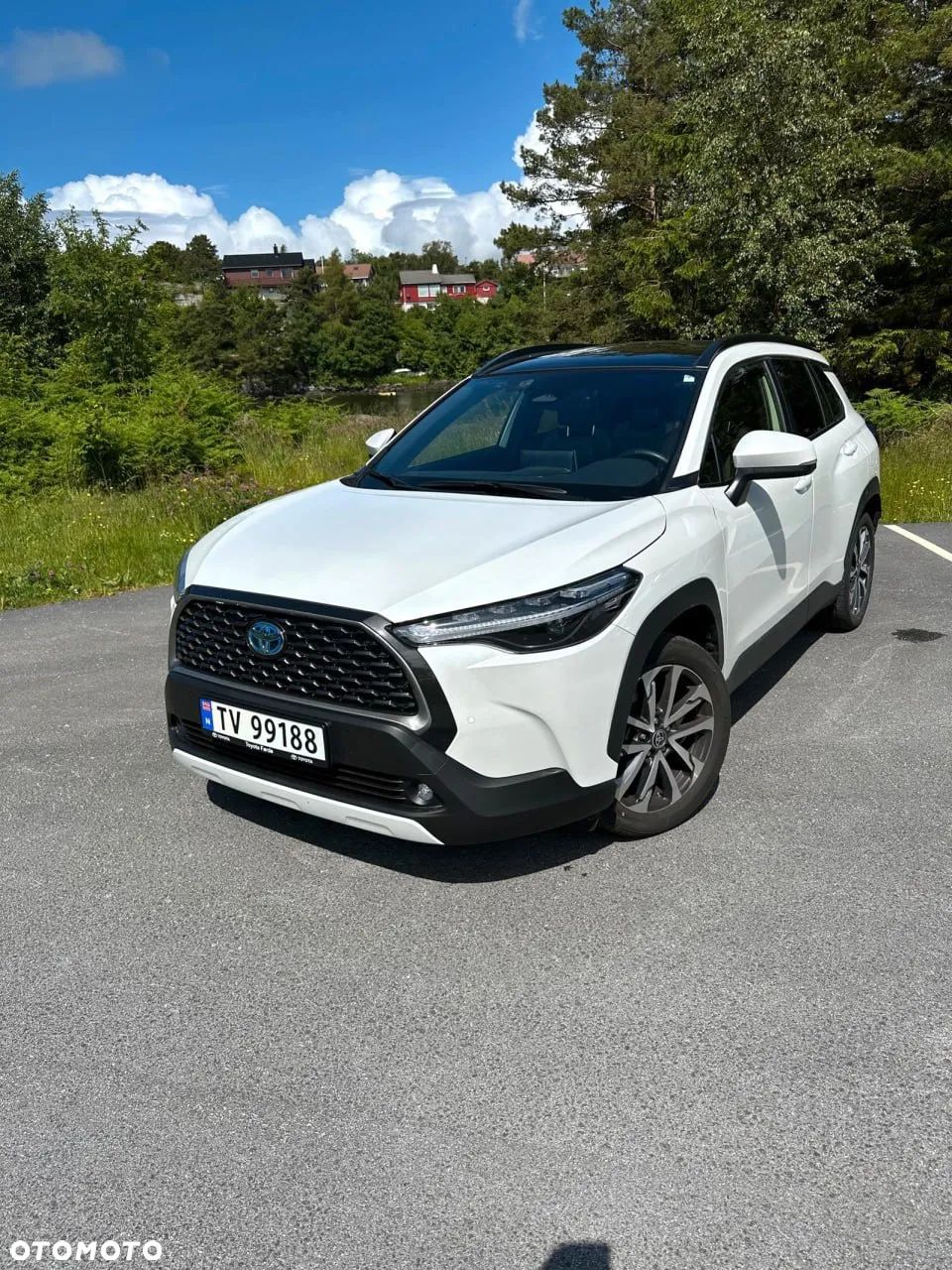Toyota Corolla Cross 2.0 Hybrid Executive AWD - 1