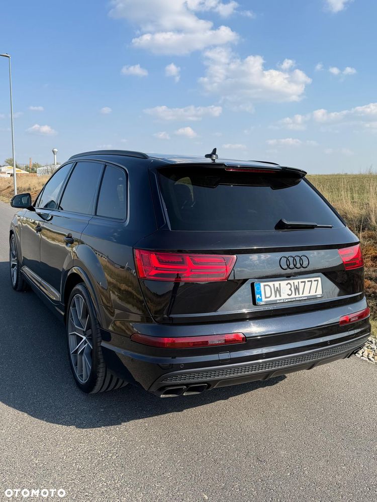 Audi SQ7 - 8