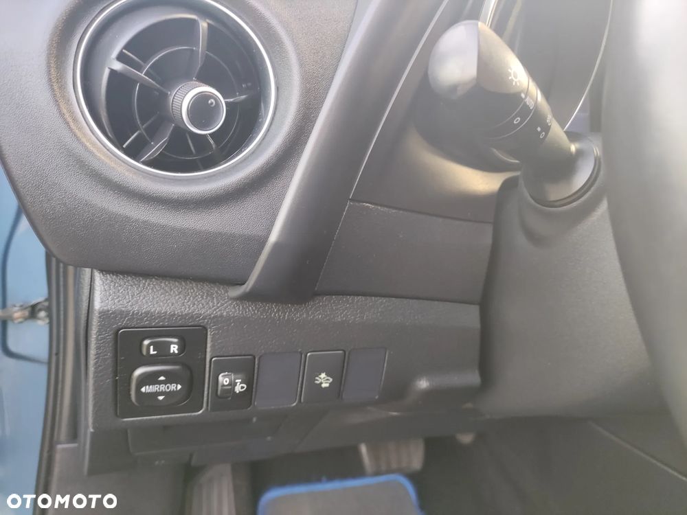 Toyota Auris 1.8 VVT-i Hybrid Automatik Edition-S - 11