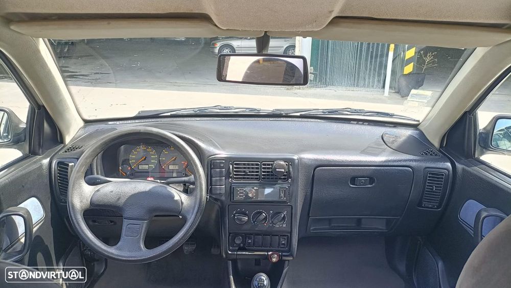 SEAT Cordoba 1.4 SXE - 4